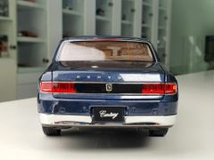 Xe mô hình Toyota Century 1:18 LCD (Blue)