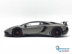 MH LAMBORGHINI AVENTADOR LP750-4 SV 1:18 AUTOART (GRIGIO TITANS:MATT GREY)