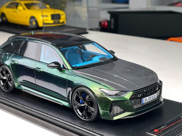 Xe Mô Hình Audi RS6 Avant (C8) 1:18 Motor Helix (Tím Biến Màu )