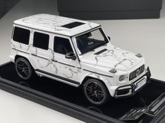 Xe Mô Hình Mercedes Benz G63 AMG 2019 Limited 66 1:18 Motorhelix ( Trắng Hoa Văn )