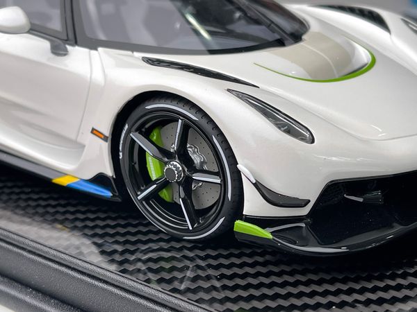 Xe Mô Hình Koenigsegg Jesko 1:18 GTSpirit ( Trắng )