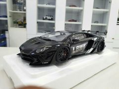 Xe Mô Hình LB-Works Lamborghini Aventador 2.0 Liberty Walk 1:18 AUTOart ( Đen )