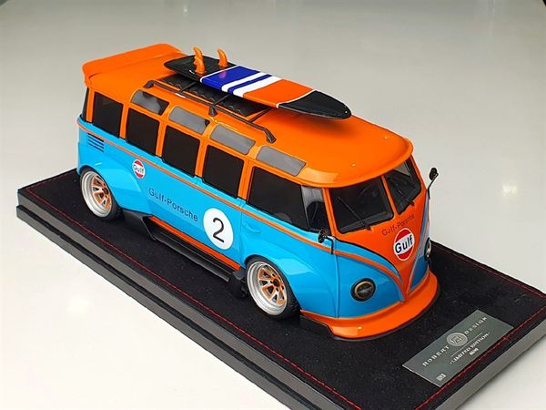 Xe Mô Hình VW Van Widebody Gulf-Porsche 1:18 Robert Design ( Xanh Gulf )