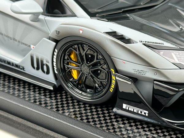 Xe Mô Hình Lamborghi Aventador 700GT Evo LBWK 1:18 Timothy & Pierre ( Fighter Grey / With Weathering effect )