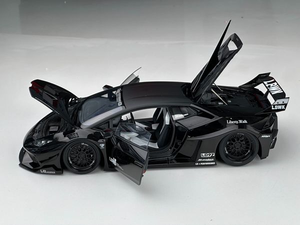 Xe Mô Hình Lamborghini Huracan GT LB-Silhouette Works 1:18 AutoArt (BLACK)