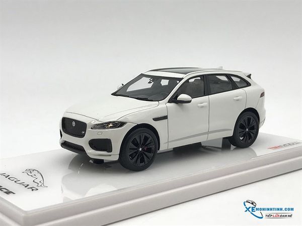 TSM430130 MH TSM-MODEL 1:43 JAGUAR F-PACE POLARIS WHITE