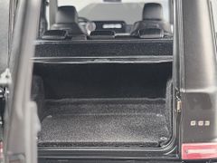 Xe Mô Hình Mercedes-Benz AMG G63 2018 1:18 Minichamp ( Đen Nhám )