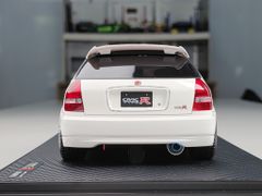 Xe Mô Hình Honda Civid ( EK9 ) Type R 1:18 Ignition Model ( Trắng )