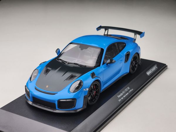 Xe Mô Hình Porsche 911 (991.2) GT2 RS 2018 1:18 Minichamps ( Xanh Mui Đen )