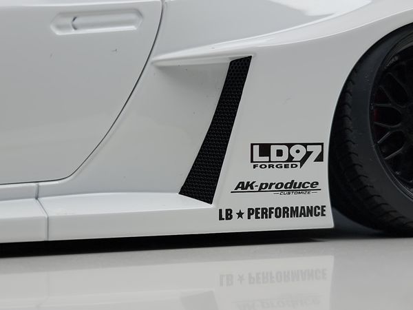 Xe Mô Hình Lamborghini Huracan GT LB-Silhouette Works 1:18  Autoart ( White )