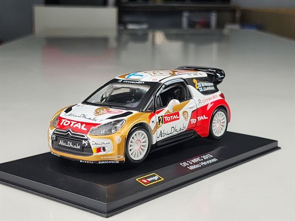 20-41044 MH BBURAGO DS 3 WRC 2013 #1 1:32