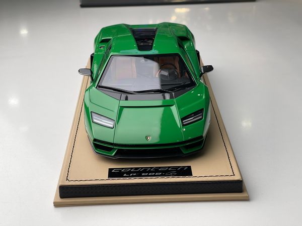 Xe Mô Hình Lamborghini Countach LPI 800-4 1:18 MR Collection's ( Xanh Lá )