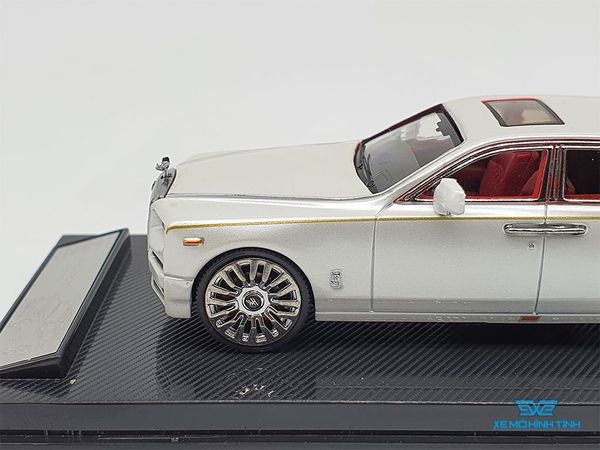 Xe Mô Hình Rolls Royce Phantom Bản 4 Cửa 1:64 ( Trắng Nội Thất Đỏ )