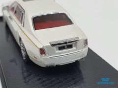 Xe Mô Hình Rolls Royce Phantom Bản 4 Cửa 1:64 ( Trắng Nội Thất Đỏ )