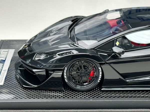 Xe mô hình tĩnh Lamborghini Aventador EVO 700GT 1:18 LBWK (Matt Black)