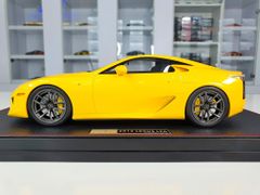 Xe Mô Hình Lexus LFA 2012 1:18 IVY Model (Vàng)