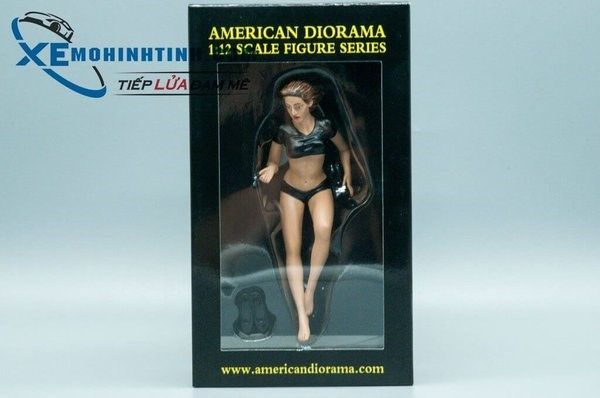 FIGURE BIKER MODEL NICOLE 1:12 AMERICAN DIORAMA