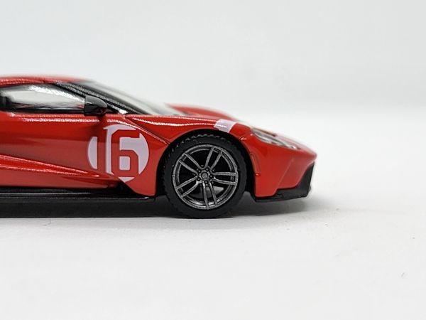 Xe Mô Hình Ford GT Alan Mann Heritage Edition LHD 1:64 Minigt ( Đỏ )