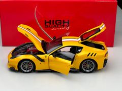 Xe Mô Hình Ferrari F12 TDF 2016 Giallo Trisstrato - Bandiera Italiana 1:18 BBR ( Yellow - Italian Flag )