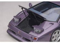 Xe Mô Hình Lamborghini Diablo SE30 Jota 1:18 Autoart (Tím)