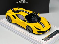 Xe Mô Hình Ferrari 488 Pista Novitec 1:18 IVY Model (Vàng Sọc Đen)