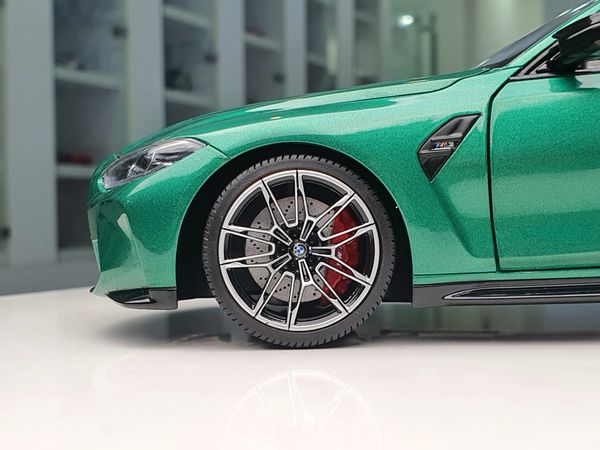 Xe Mô Hình BMW M3 2020 1:18 Minichamps ( Green Metallic )