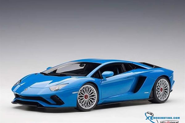 XE MÔ HÌNH LAMBORGHINI AVENTADOR S Baby Blue 1/18 AUTOART