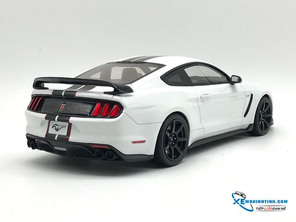 XE MÔ HÌNH FORD SHELBY GT350R 1:18 GTSPIRIT (TRẮNG)