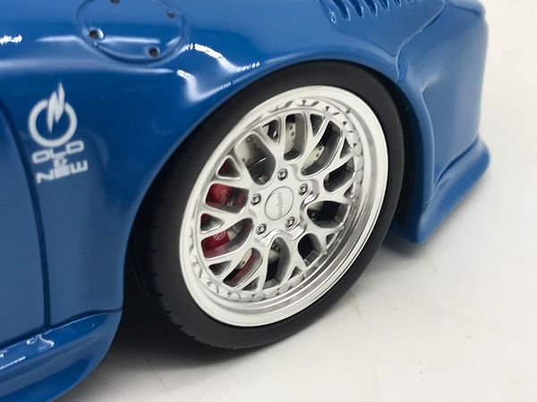 Xe Mô Hình Porsche Old & New Body Kit 1:18 GTSpirit ( Xanh Dương )
