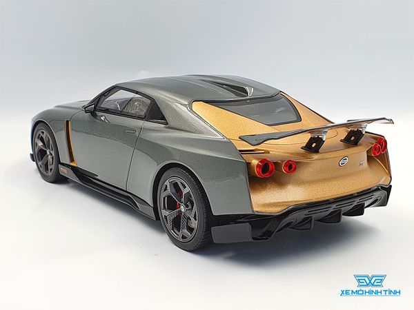 Xe Mô Hình Nissan GT-R 50 ITALD 1:18 GTSpirit ( Xám )