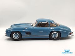 Xe Mô Hình Mercedes-Benz 300 SL Coupe 1:12 GTSpirit ( Xanh )