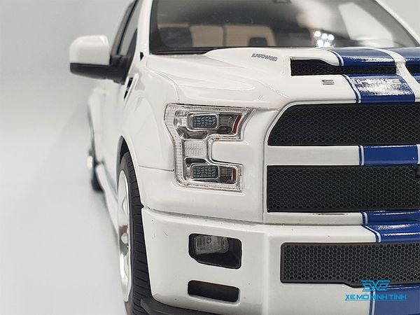 Xe Mô Hình Ford Shelby F-150 Pickup Snake 2019 1:18 GTSpirit ( Trắng Xanh )