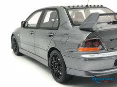 Xe Mô Hình Mitsubishi Lancer Evo 8 MR FQ-400 1:18 Otto Model ( Xám )