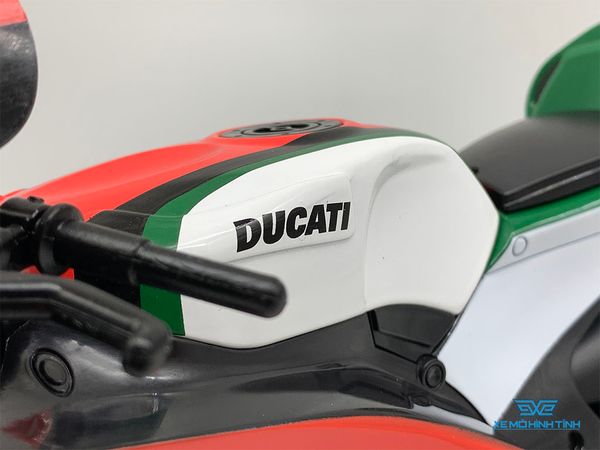 XE MÔ HÌNH DUCATI DESMOSEDICI 1:6 MAISTO (XANH LÁ)