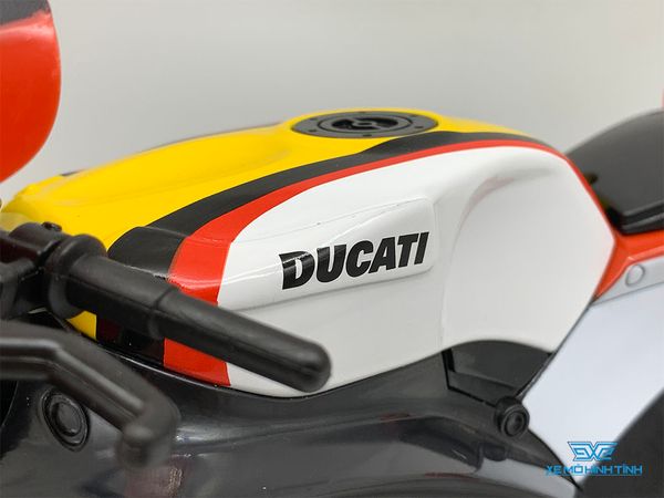 XE MÔ HÌNH DUCATI DESMOSEDICI 1:6 MAISTO (VÀNG)