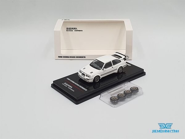 Xe Mô Hình Ford Sierra RS500 Cosworth 1986 1:64 Inno Models ( Trắng )