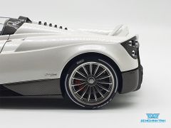 Xe Mô Hình Pagani Huyara 1:18 LCD ( Trắng)