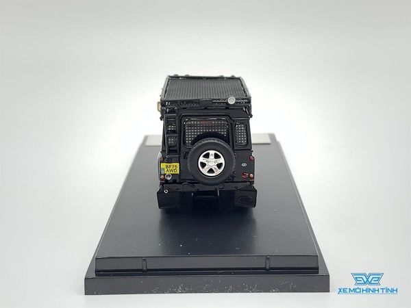 Xe Mô Hình Land Rover Defender 1:64 Master ( Đen Nhám )