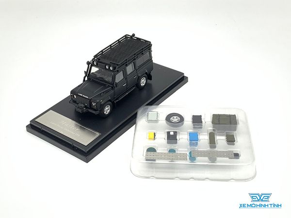 Xe Mô Hình Land Rover Defender 1:64 Master ( Đen Nhám )