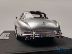 Xe Mô Hình Mercedes-Benz 300SL Limited  #44 1:18 DreamPower ( Bạc )