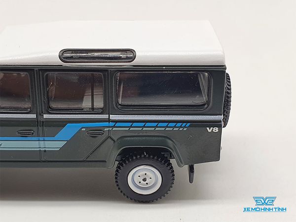 Xe Mô Hình Land Rover Defender 1985 County Station Wagon Grey RHD 1:64 Mini GT ( Đen )