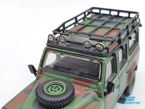 Xe Mô Hình Land Rover Defender 110 Military Canouflage 1:64 Mini GT (Xanh Quân Đội)