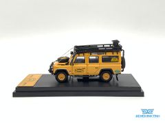 Xe Mô Hình Land Rover Defender 110 Camel 1:64 Master ( Vàng )
