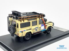 Xe Mô Hình Land Rover Defender 110 1:64 Master ( Kem )