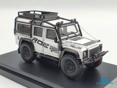 Xe Mô Hình Land Rover Defender 110 1:64 Master ( Trắng )