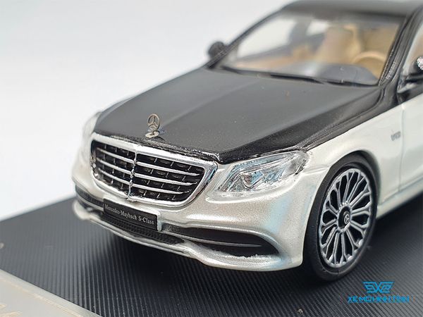 Xe Mô Hình Mercedes-Maybach S-Class 1:64 Master (Trắng Mui Đen)