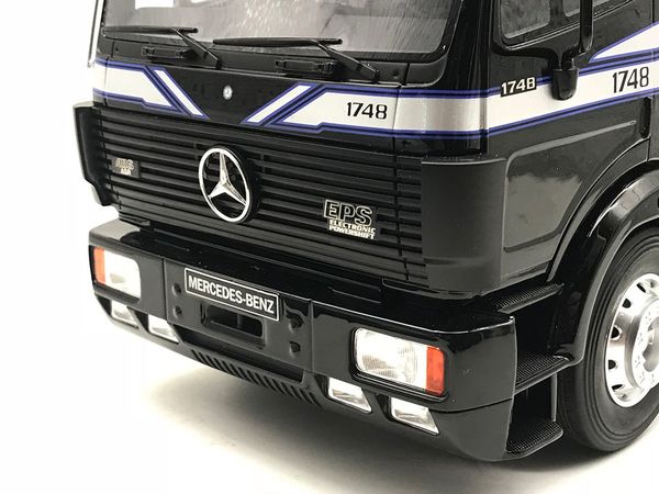 Xe Mô Hình MERCEDES BENZ SK1748 TRUCK 1:18 Otto ( Đen )