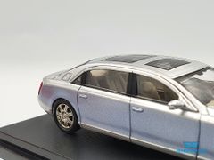 Xe Mô Hình Mercedes-Benz Maybach 62 1:64 Stance Hunters ( Bạc )