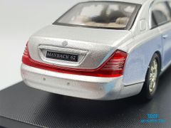 Xe Mô Hình Mercedes-Benz Maybach 62 1:64 Stance Hunters ( Bạc )