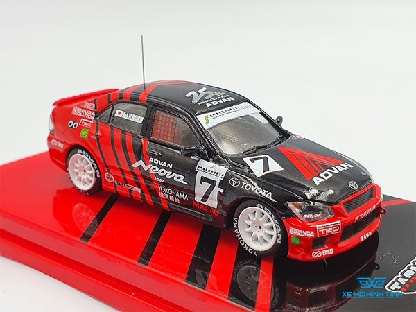 Xe Mô Hình Toyota Altezza Macau Guia Race 2003 1:64 Tarmac Works ( Đỏ Đen )